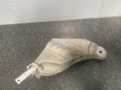 BMW E90 (M57N2) Engine Support Bracket (RIGHT) 22116760320 (USED)